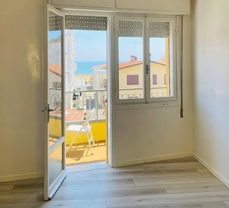 Apartment Appartamento Vista Mare Pioppi Lido di Jesolo