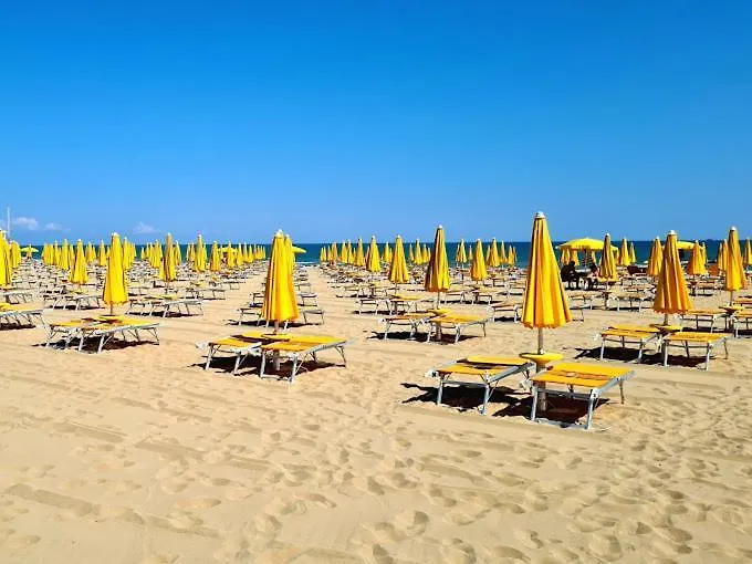 Appartamento Vista Mare Pioppi Lido di Jesolo 0*,  Italy
